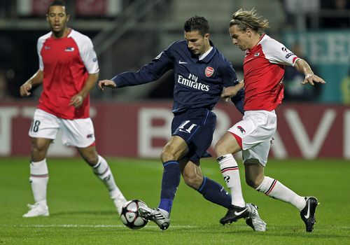 接连遭遇挫 接连遭遇挫