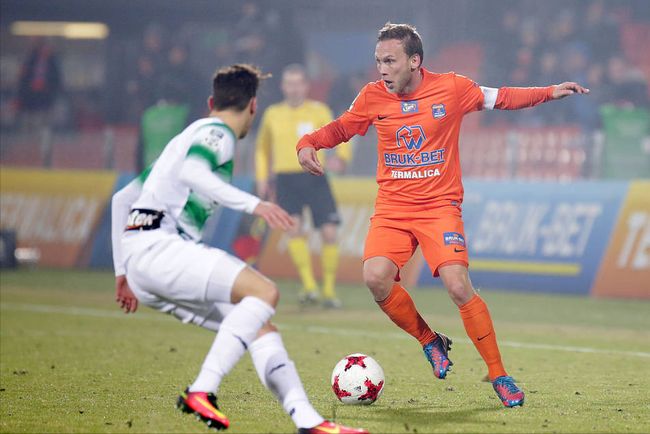 季内对外界 季内对外界