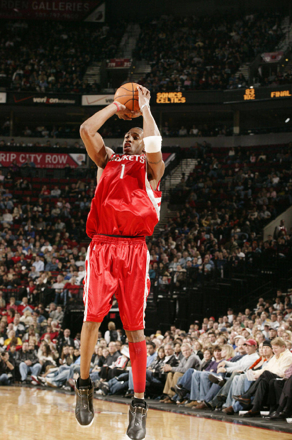 阵容不整下 阵容不整下